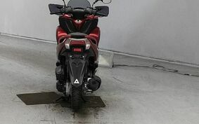 YAMAHA TRICITY 125 SE82J