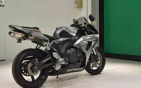 HONDA CBR1000RR 2006