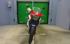 HONDA CBR125R JC50