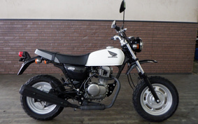 HONDA APE 100 HC07