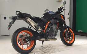 KTM 890 DUKE R 2022