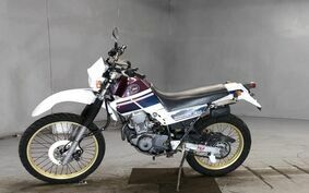 YAMAHA SEROW 225 W