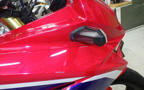 HONDA CBR250RR A MC51