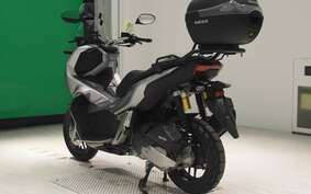 HONDA ADV150