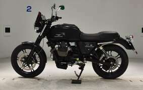 MOTO GUZZI V7 STONE 2013