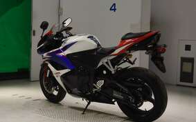 HONDA CBR600RR GEN 3 2010 PC40