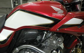 HONDA CB400 SUPER BOLDOR VTEC 2013 NC42