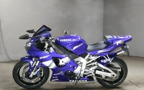 YAMAHA YZF-R1 2000 RN04