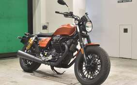 MOTO GUZZI V9 BOBBER SPORTS 2020