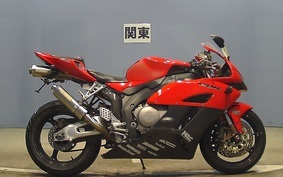 HONDA CBR1000RR 2004 SC57