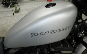 HARLEY XL883N 2010