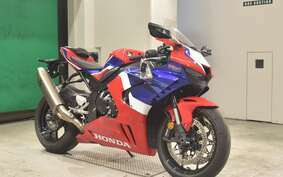 HONDA CBR1000RR R 2024 SC82