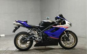 TRIUMPH DAYTONA 675 2010 MD1066