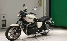 TRIUMPH BONNEVILLE 2011