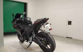 YAMAHA YZF-R25 RG10J