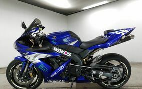 YAMAHA YZF-R1 2004 RN13