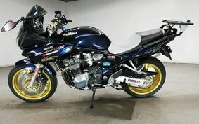 SUZUKI BANDIT 1200 S 2004 GV77A