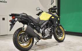 SUZUKI DL650 ( V-Strom 650 ) XTA 2023 C733M