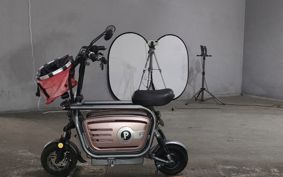OTHER  ELECTRIC SCOOTER PO KNEE  ..