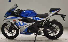 SUZUKI GSX-R150