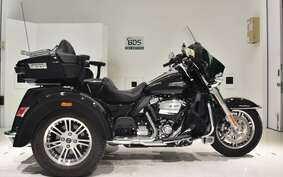 HARLEY FLHTCUTG 1870 2021