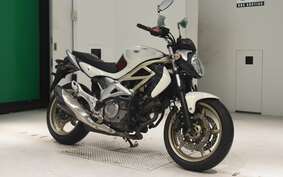 SUZUKI GLADIUS 650 2011