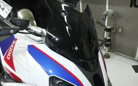 BMW S1000XR 2022