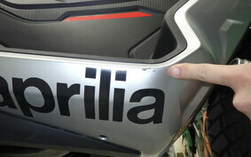 APRILIA SR GT200