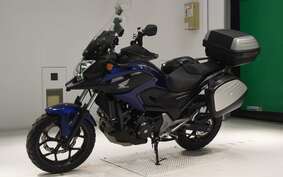 HONDA NC750X 2015 RC72