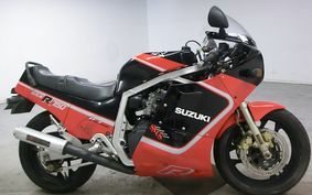 SUZUKI GSX-R750 1988 GR71G