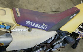 SUZUKI RMX250