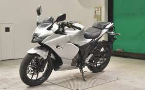 SUZUKI GIXXER 250 SF ED22B