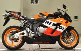 HONDA CBR1000RR 2004 SC57