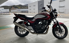 HONDA CB400SF 2022 NC42