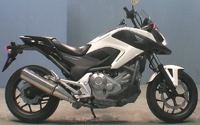 HONDA NC 700 X 2013 RC63