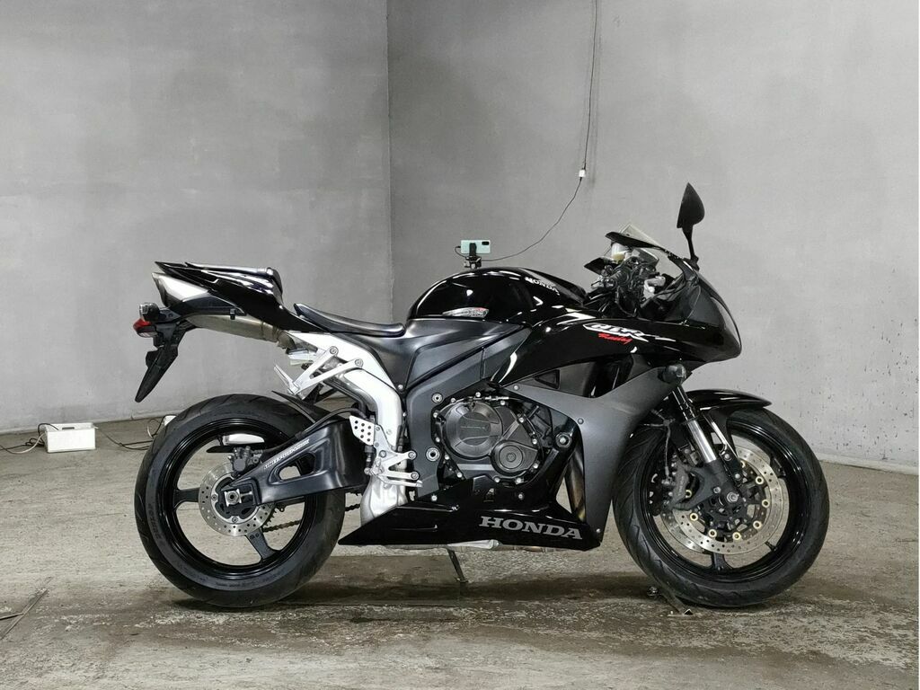 Honda cbr600rr 2010