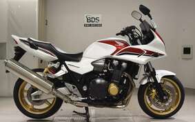 HONDA CB1300SB SUPER BOLDOR A 2014 SC54