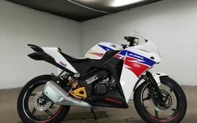 HONDA CBR125R JC50