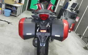 HONDA VFR1200F DCT 2010 SC63