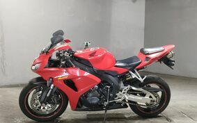 HONDA CBR1000RR 2006 SC57