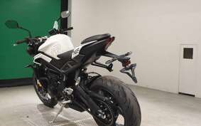 TRIUMPH STREET TRIPLE R 2023 DA604A