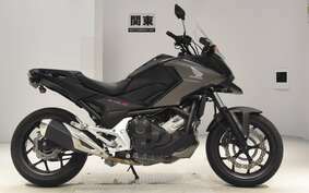 HONDA NC750X A RC90