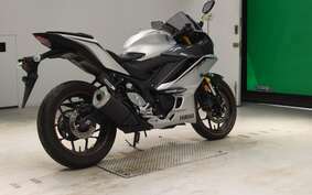 YAMAHA YZF-R3 2020 RH13J