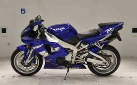 YAMAHA YZF-R1 1999 RN011