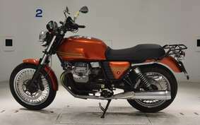 MOTO GUZZI V7 CLASSIC 2012