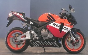 HONDA CBR600RR 2004 PC37