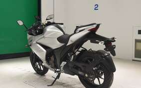 SUZUKI GIXXER 250 SF