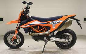 KTM 690 SMC R 2024