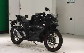 SUZUKI GIXXER 150 SF