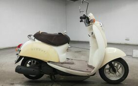 HONDA CREA SCOOPY I AF55